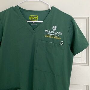 RASMUSSEN UNIVERSITY EMBROIDERED Hunter Green AVE three-pocket scrub top size XS